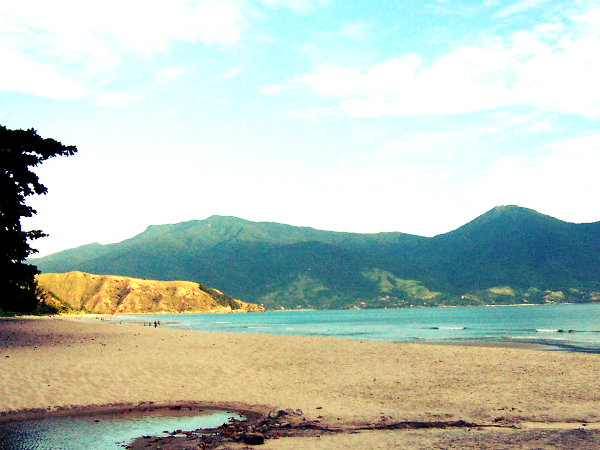 Praia Pitangueiras (Foto: Reprodução)