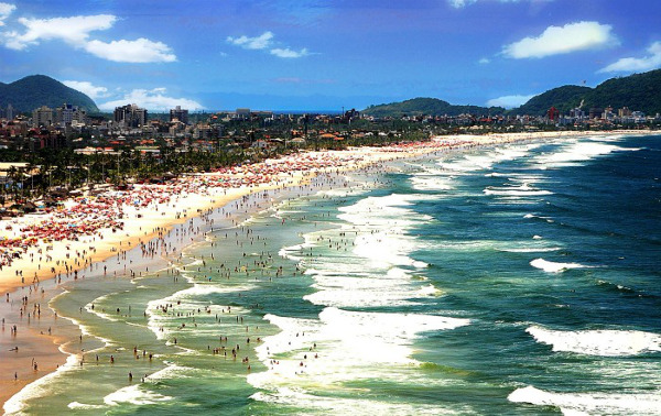 Praia da Enseada (Foto: Reprodução)