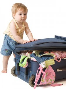 Os bebês são frágeis, é exatamente por isso que necessitam de cuidados especiais na hora de viajar.